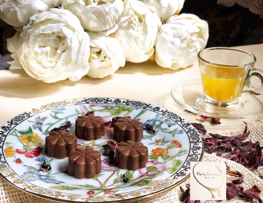 تشيز الورد للورد. #حلا_قهوه #حلويات_قهوة #شوكولاتة #بيستاشيو #chocolate