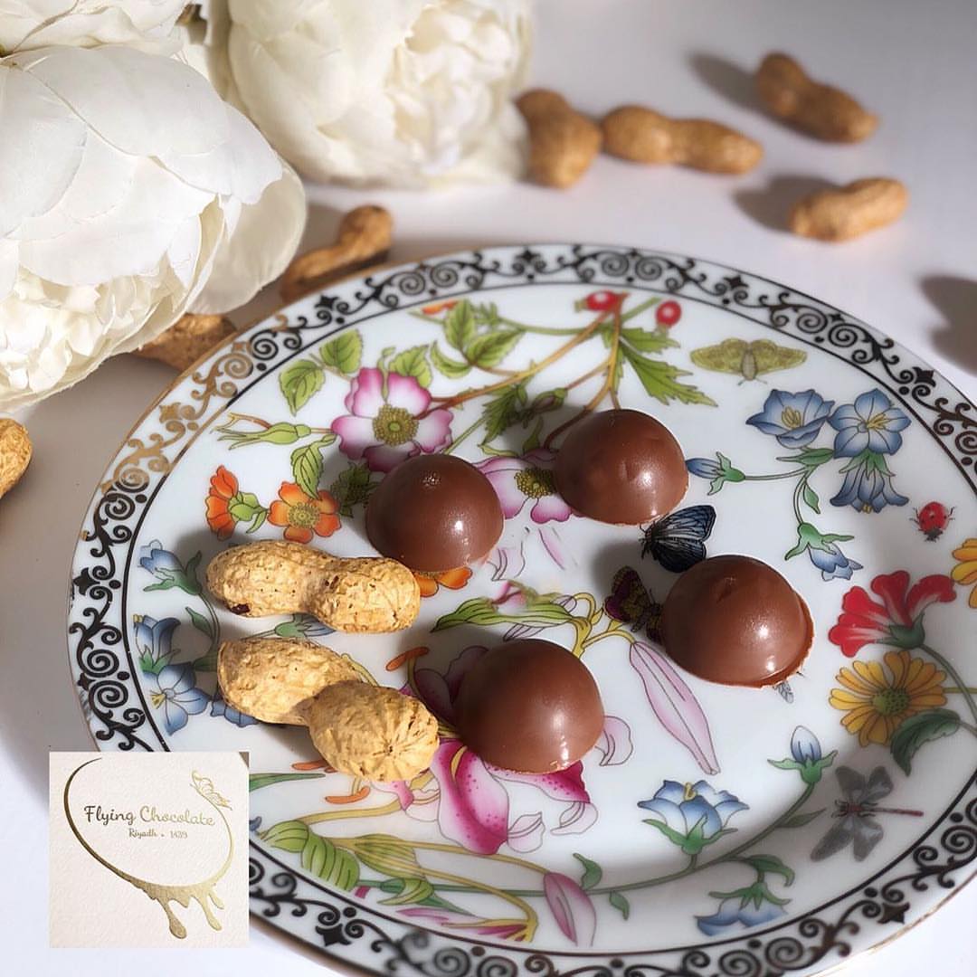 #chocolate #حلويات_قهوة #شوكولاتة #بيستاشيو