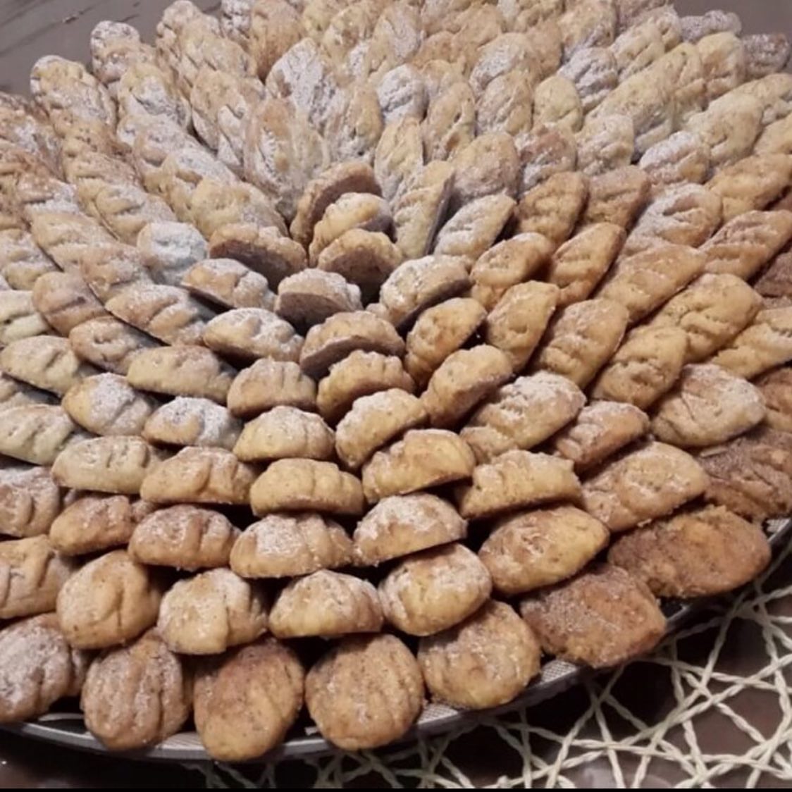 ترفه وتذوب في الفم ، حياكم ، #حلى #سويت #فطيرة #فطيره #فطيرة_تفاح #فطيرة_التفاح #ابل_باي #