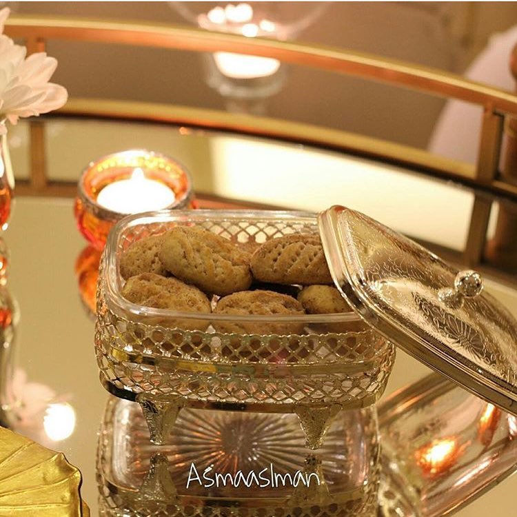 ربي♥️♥️ ، رفعت كفي نحوك داعياً،، ويقيني فيك سنداً ومجيباً،، ، ♥️♥️