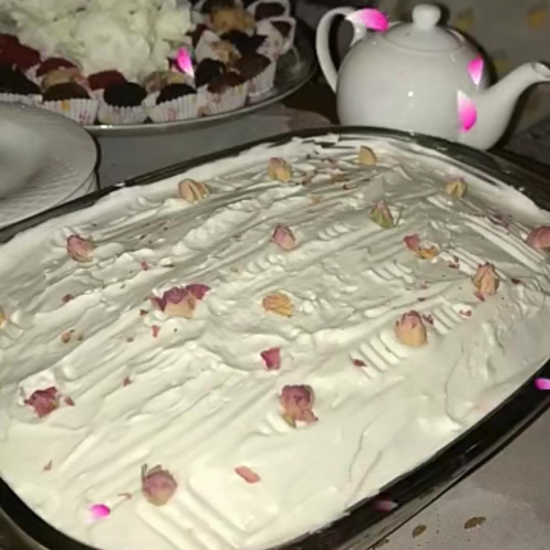 كيكه الورد ❤️