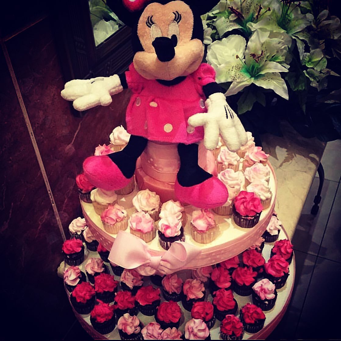 royalzoodiecake❤ رويال زودي كيك ❤ . ❤للطلب جدة ❤ #رويال_ديجي #ديجي #باقة #ورد # #رويال_زود