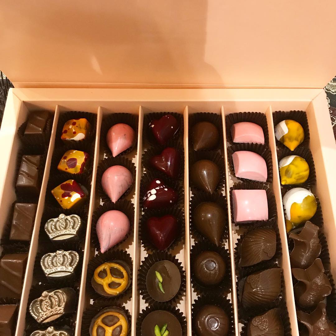 طلبية زبونة حسب الطلب شكولاتة مشكلة