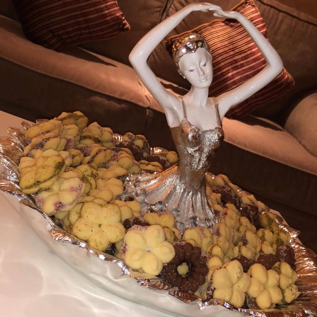 مساء الخير والرضا : : : : متوفره بتيفوراتنا فريش للعيد في / تست مي حي الصحافة و الخليج ستو