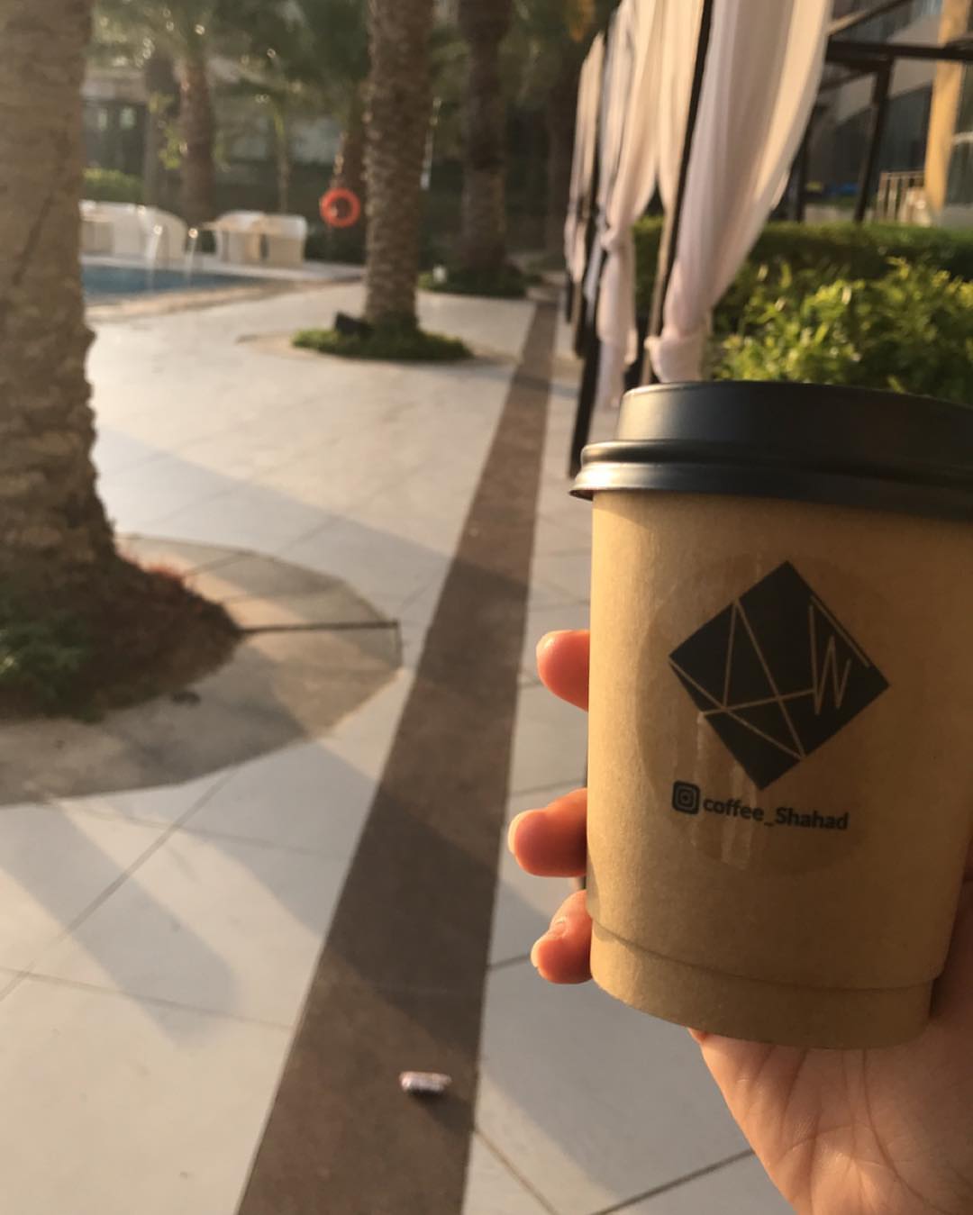 ‏" نفرح إذا تخيّلنا لقاء من نُحب ، فماذا لو إلتقينا ؟".