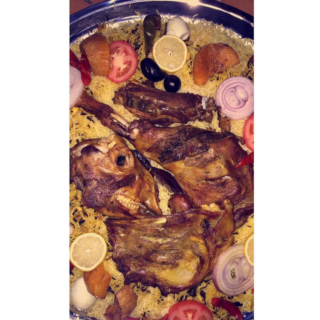 يا لطييييييييف بتاكل #اصابعك وراه