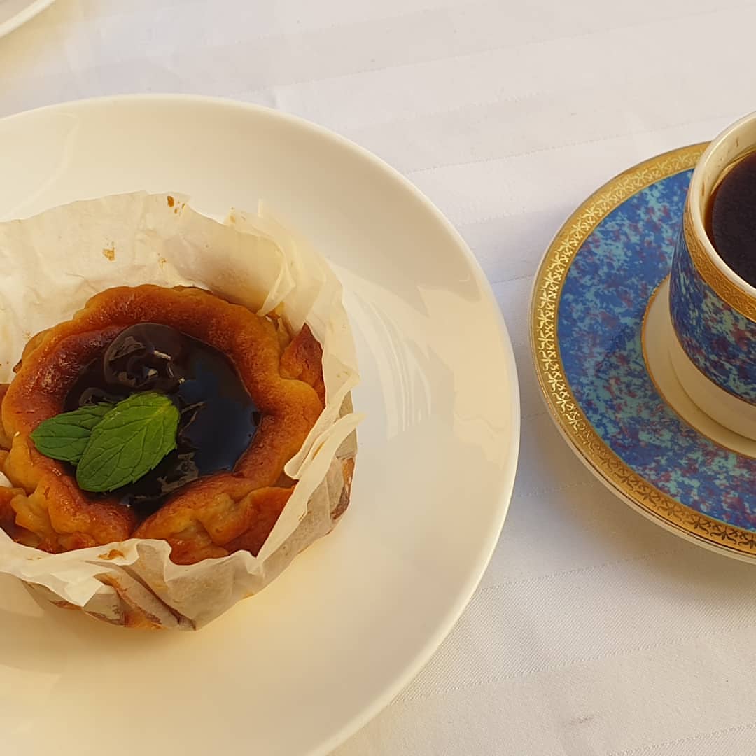 سان سيباستيان تشيزكيك ٨ قطع ٧٠ريال #سان_سيباستيان_تشيزكيك #buttercup