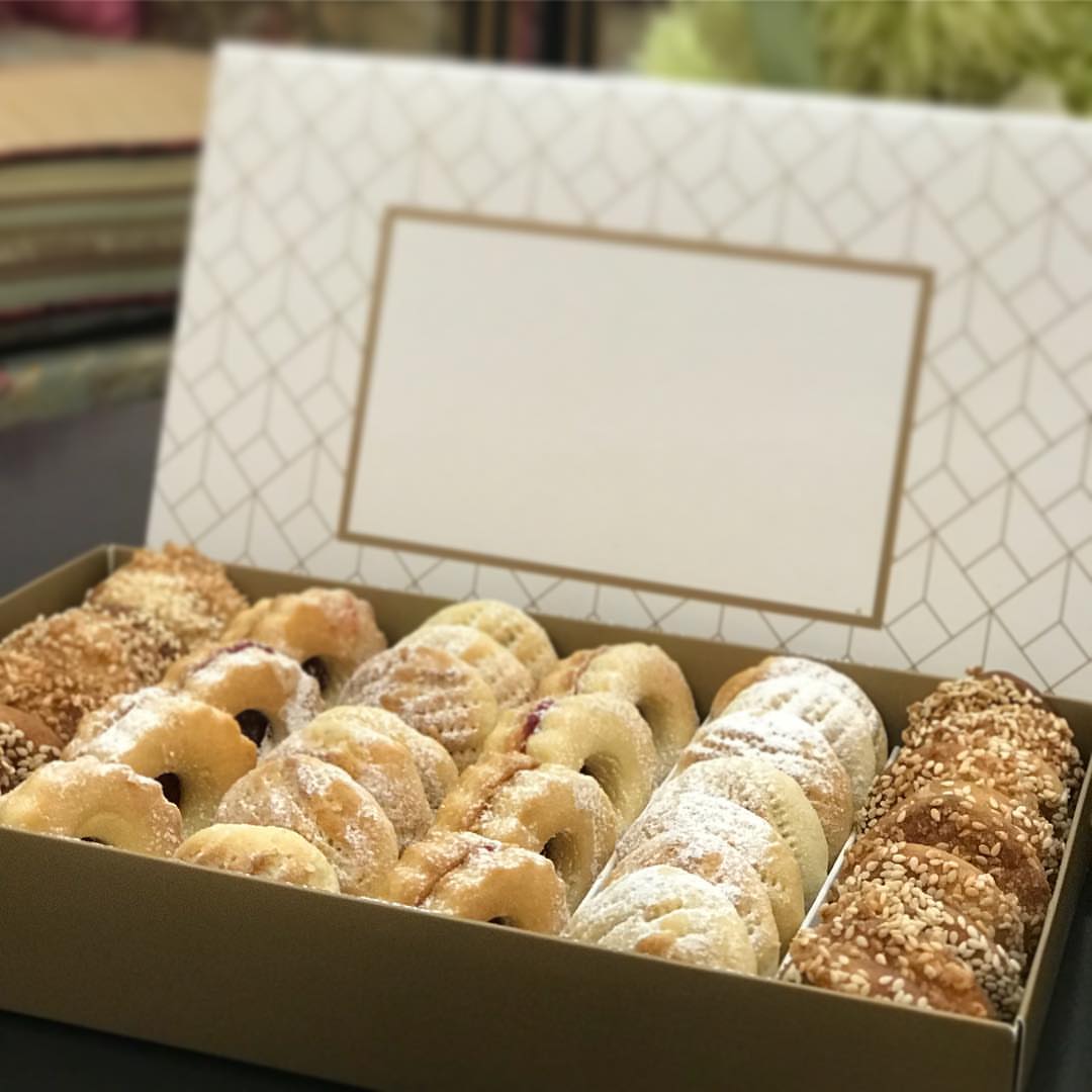 ✨✨✨حلويات شرقية✨✨✨ #حلويات#معمول #سابليه#برزاق#حلى_قهوه #معمول #معمول_تمر #بتيفور #ح