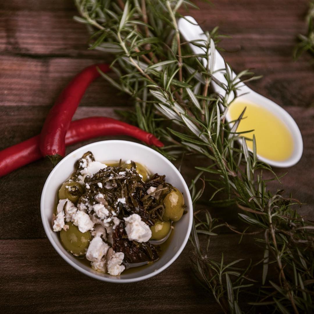 حبن و زيتون و أعشاب جار و بهار جار و بهار منتجاتنا من اجبان و أعشاب طبيعية و عضوية. #اورجا
