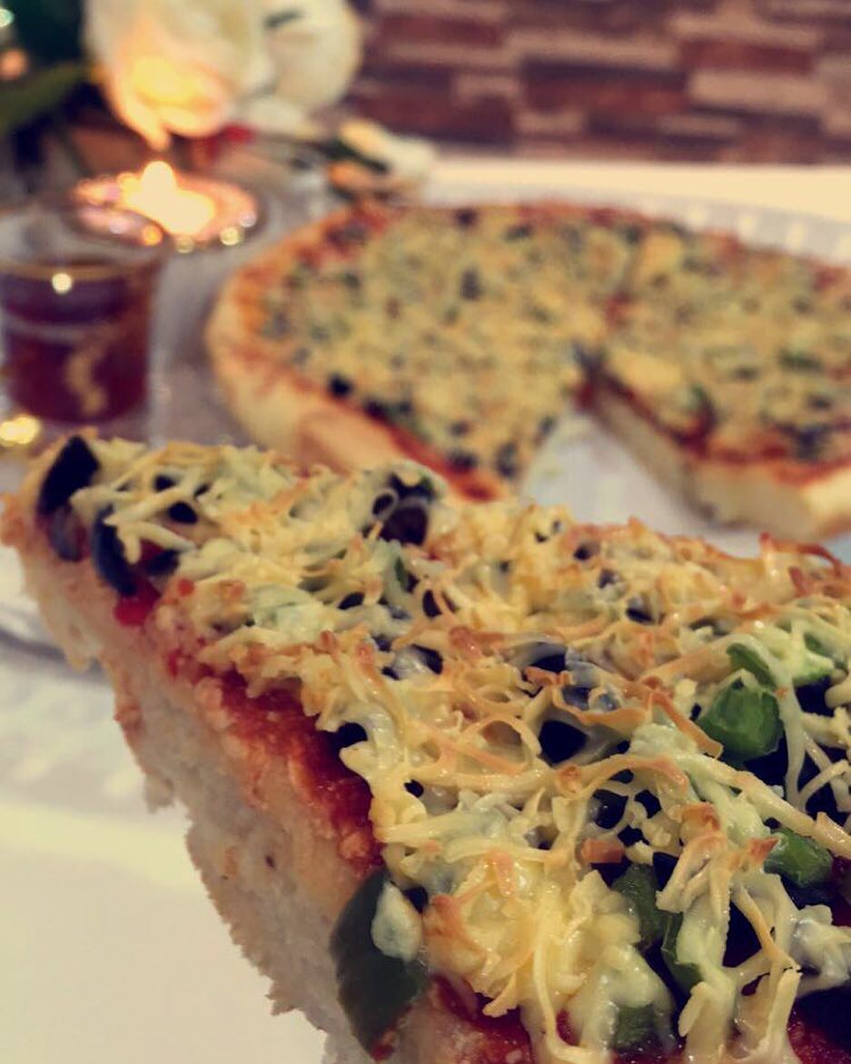 لذيذة و هشة و خفيفة #الرياض #معمول #سنبون #سينبون #كيك #بيتزاء#شاهي#فطاير#موالح #طلبية