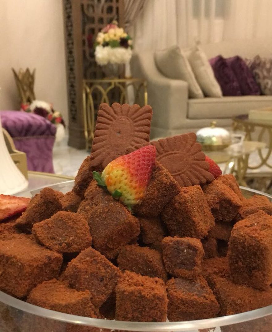 تصوير زبونه لحلا الجوزاء