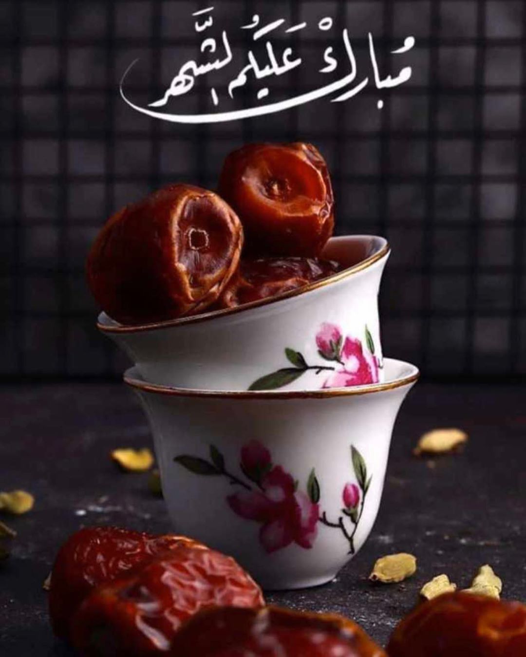 - يااحلوها عليهم بالعافية يارب❤️❤️