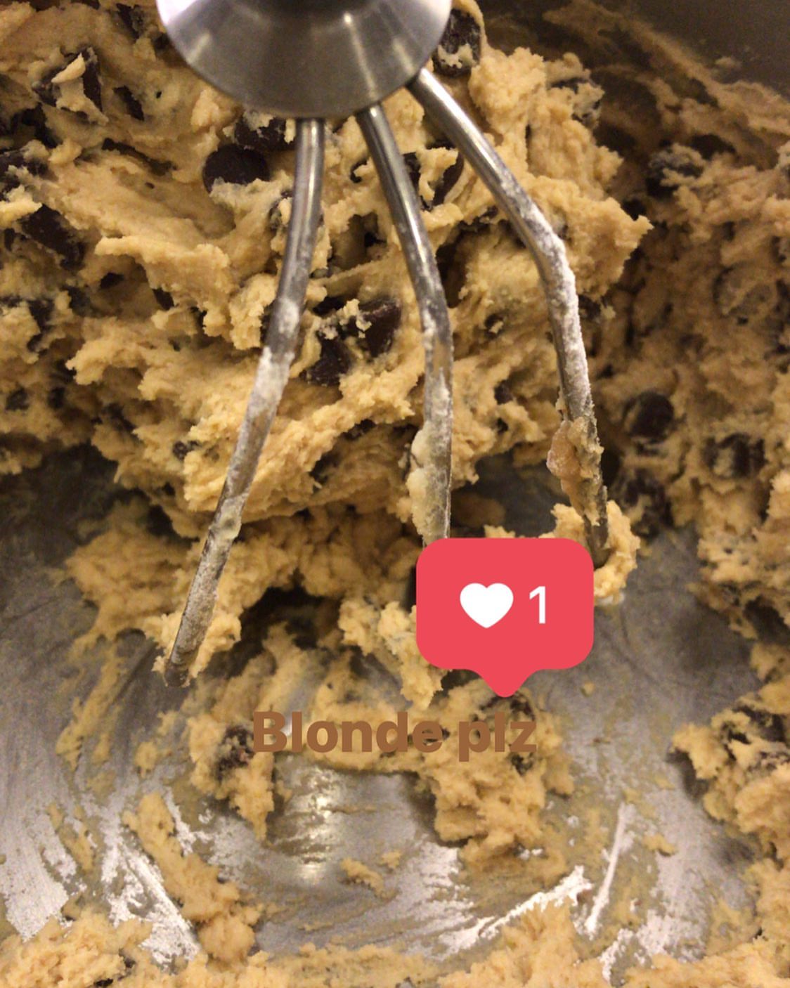 نستقبل طلبات العيد بكل حب #bakeandroll_#Eid#happy#jeddah#