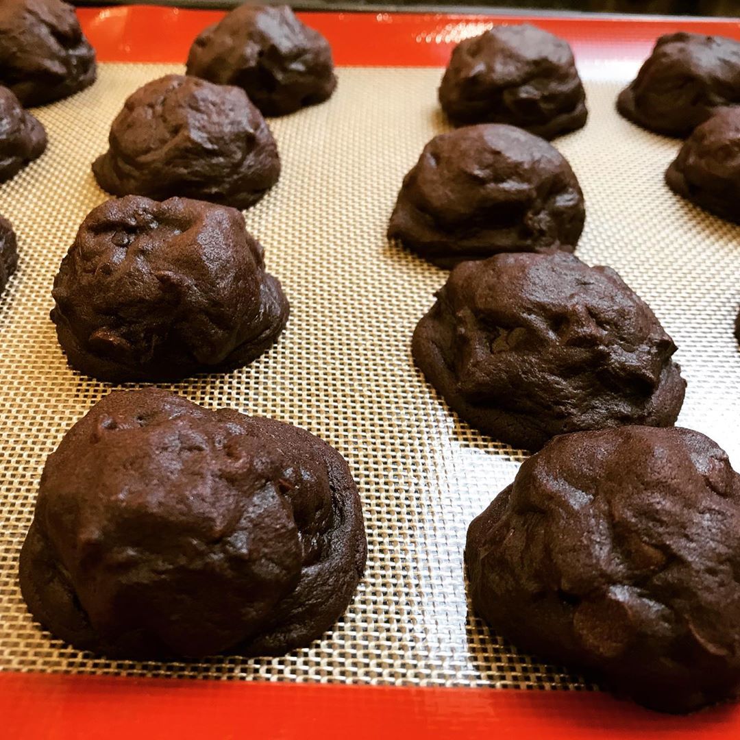 ألذ كوكيز من بيك اند رول للطلبات التواصل على الارقام الموجودة في البايو ☎️ #bakeandroll_ #