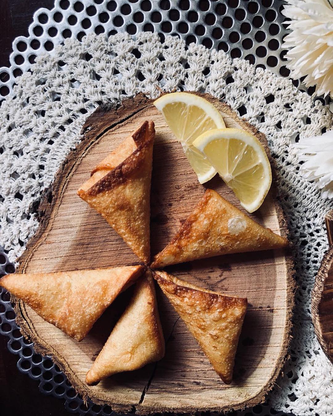 سمبوسة جبن