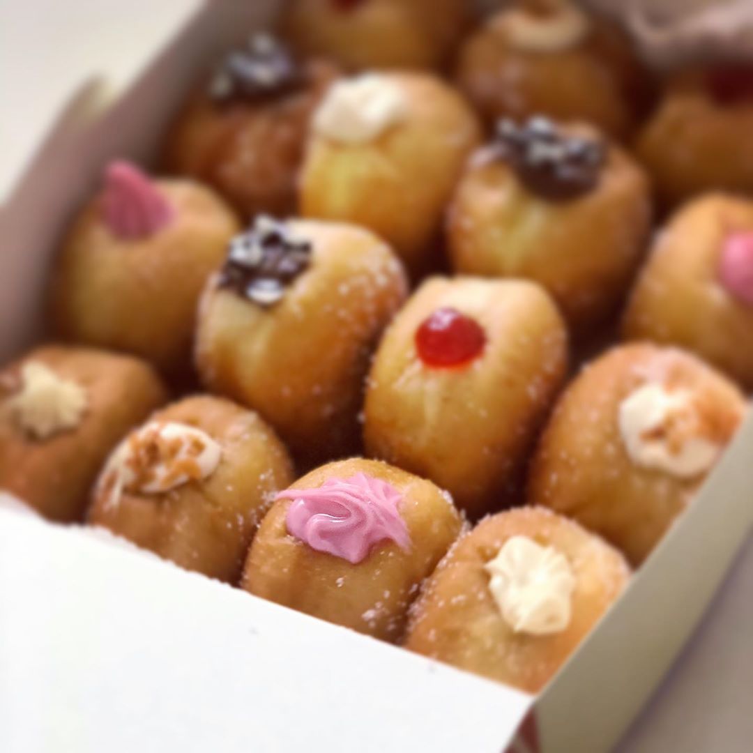 ميني بومب ⠀⠀⠀⠀⠀⠀⠀⠀⠀⠀⠀⠀⠀ ⠀ ⠀ ⠀ ⠀⠀⠀⠀⠀⠀⠀⠀⠀⠀⠀⠀⠀⠀⠀⠀⠀ #bomb #saudi #coffee #riyadh #sweet #chocl