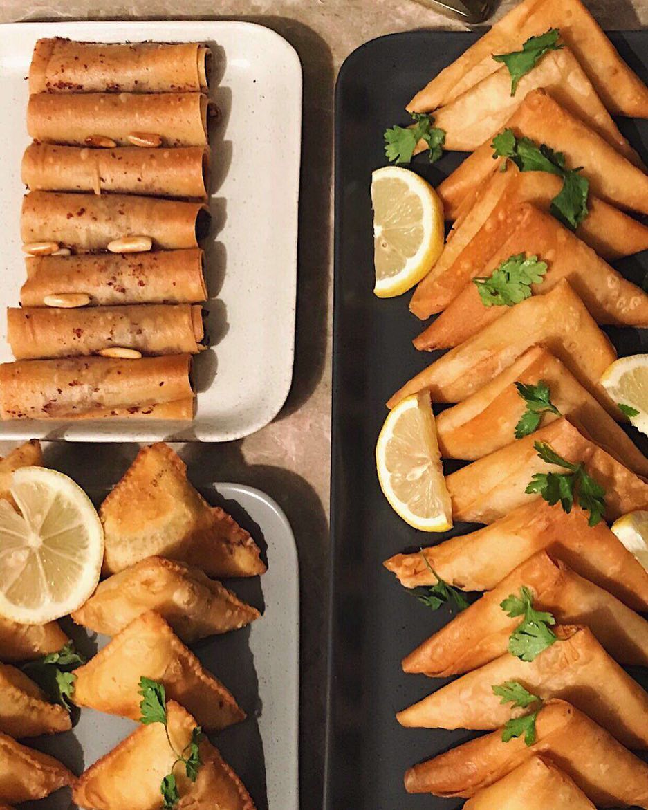#مفرزنات #رمضان ✨. #سمبوسه #مفرزنات_رمضان #مسخن #سمبوسه_بف#حشوات#لذيذ #tasty #tastyfood #