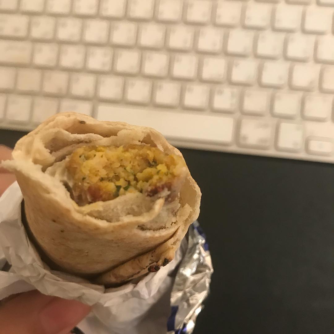 ساندوتش كفته الدجاجتصوير زبونه