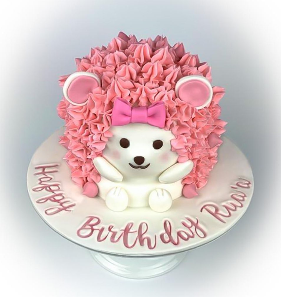 . . . #كيك #الرياض #حلويات #بيكري #cakedecorating #cake #riyadh