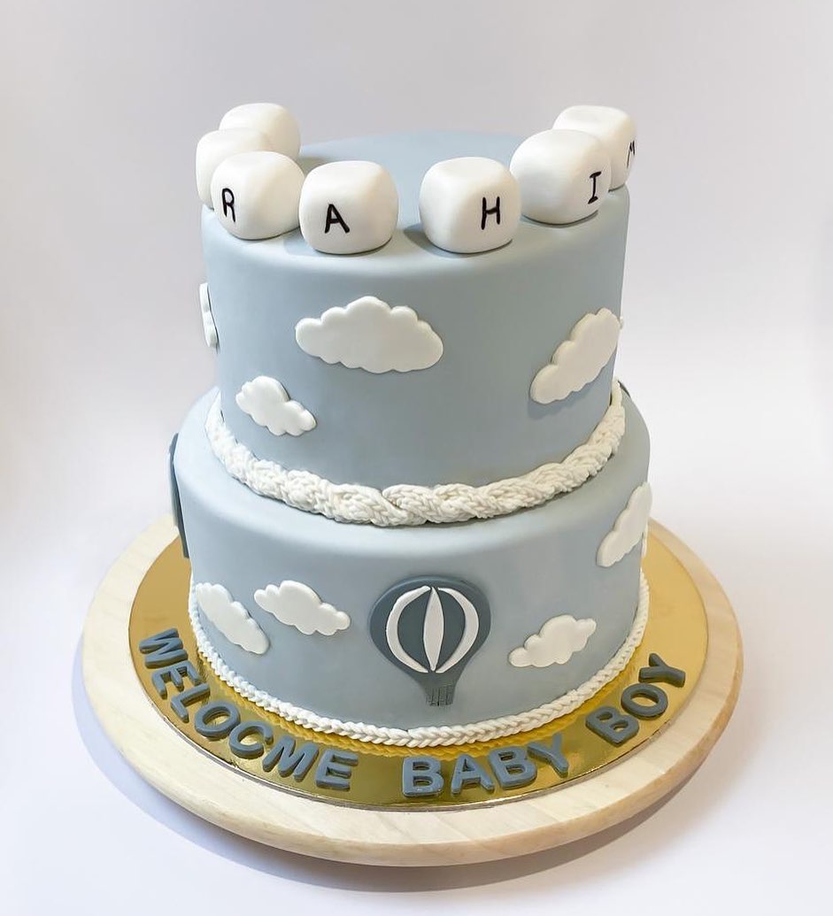 من الكيكات المحببه لي✨ . . #كيك #حلويات #الرياض #cakedecorating #cake #riyadh