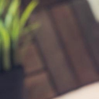 مربى التوت الشهية مصنوعة من أجود المكونات مثالية مع وجبات الإفطار والحلويات الصحية . مميزا