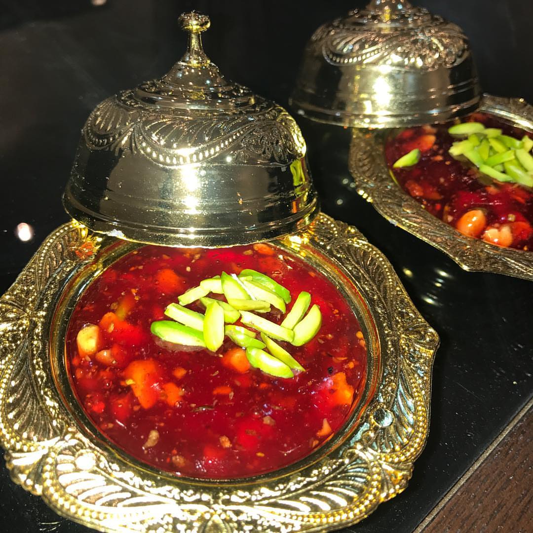 حلوى بحرينية بالزعفران و المكسرات .