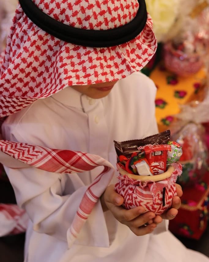 ادخلوا فرحة العيد في قلوب الأطفال