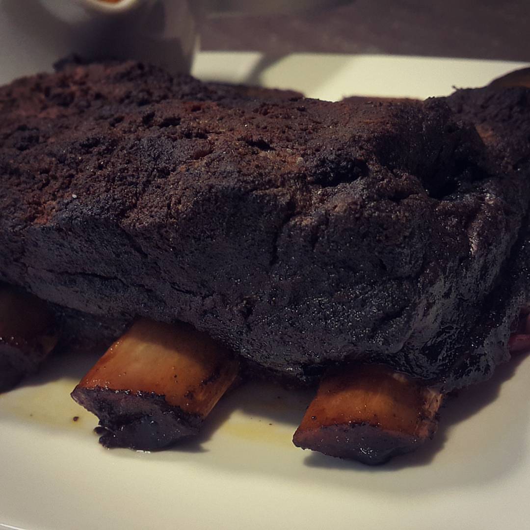 Smoked ribs اضلاع مدخنة #بريسكت #باربيكيو #شاورما_مدخنه #الرياض #طلبات #توصيل #السعوديه #ا