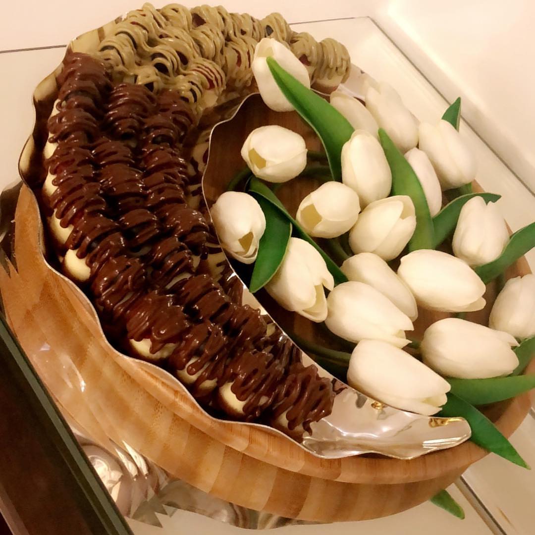 الشهر عليكم مبارك
