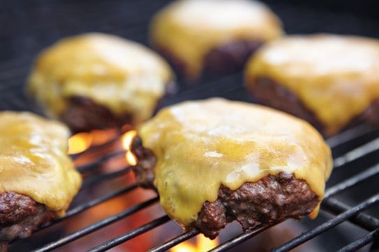 لا ينصح لاصحاب القلوب الضيعفه #lunchbox #burger #bbq #boxgrill #عنيزة #برجر #شاليهات_عنيزة
