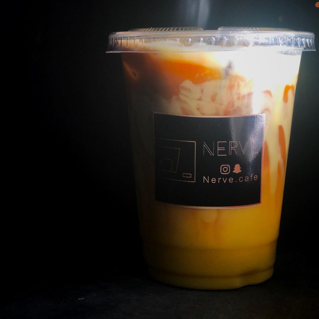 Saffron iced latté . . . . . . . . . . . . . #coffee #IV #icedrink #colddrink #colddrinks