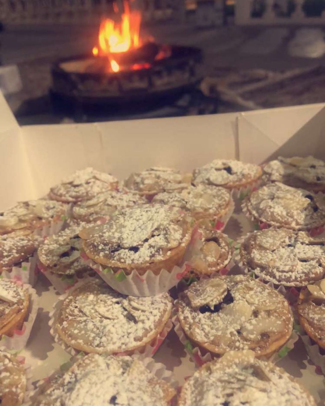 تارت التمر الحب الأول