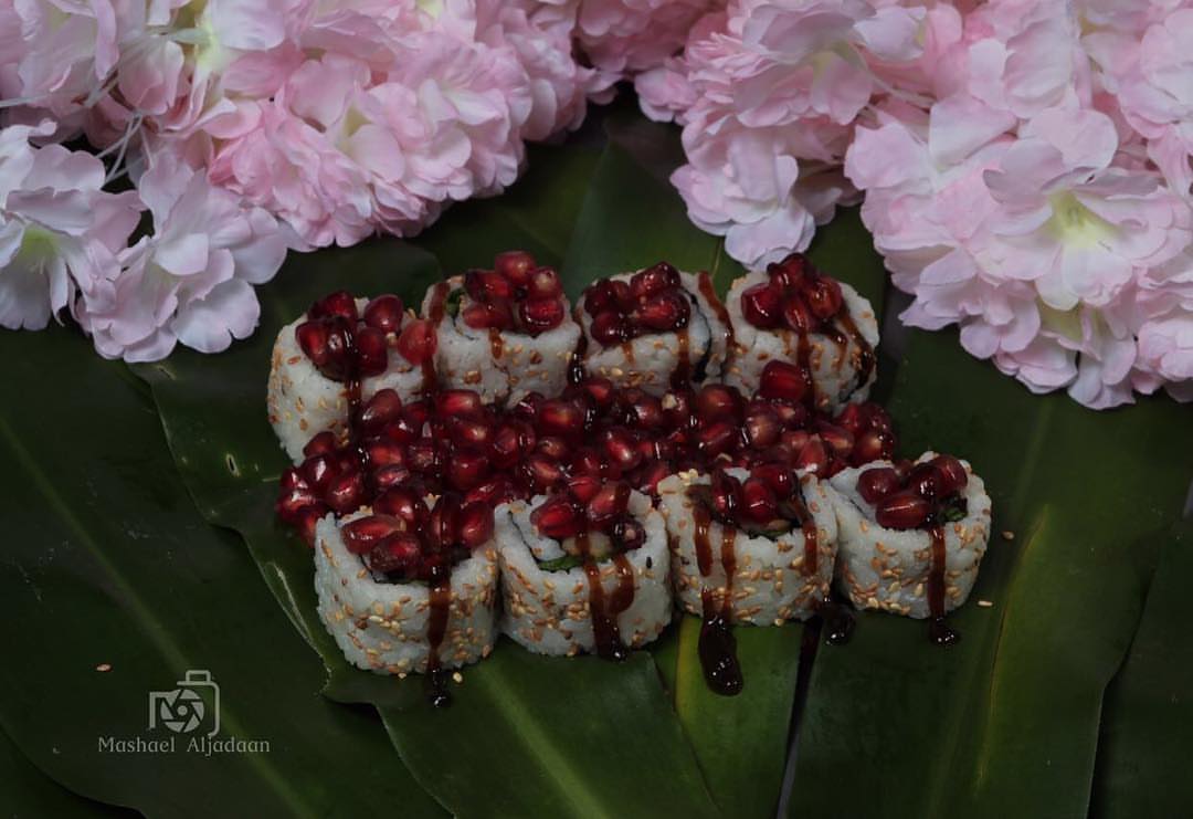 EP Roll #sushiroll #eggplant #vegetarian #pemogranate #yumesushii