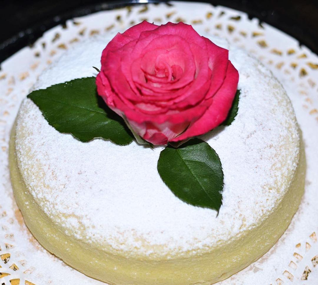 #Cheese #cake #Japanese in #Jeddah and the best of all we r ready for the party cakes also