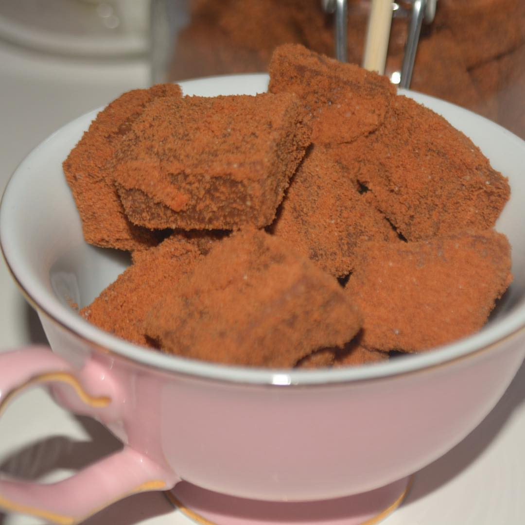 منتبه له... لو مابيننا حكي #sweet