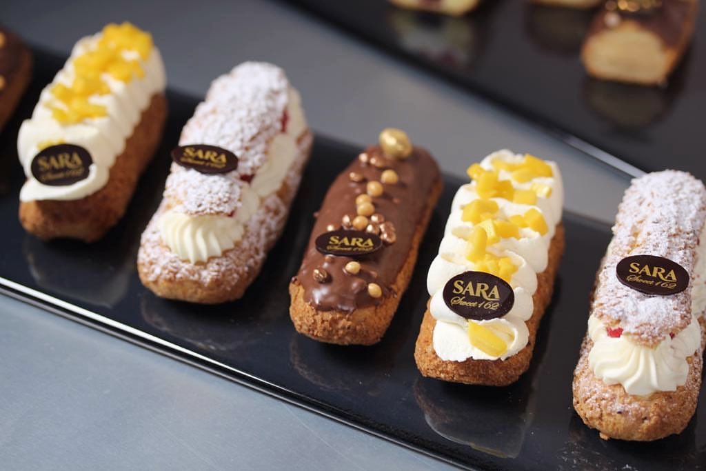 The eclair edit.. #eclair #dessert #frenchpastry