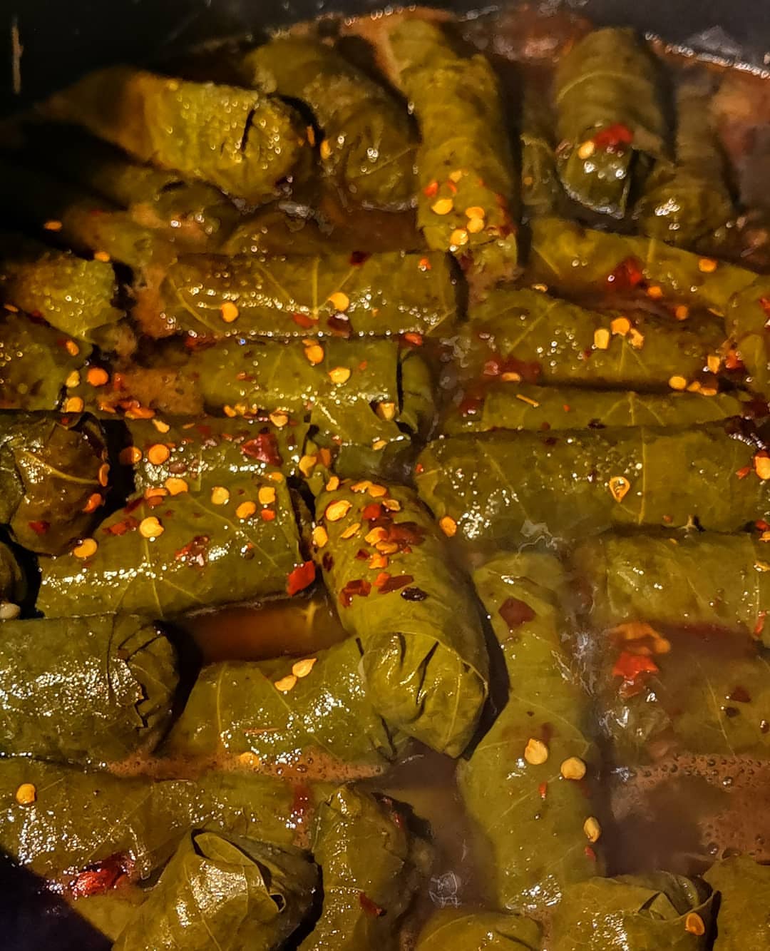للحجز متوفر اخر صحن ورق عنب ٥٠ حبه ب ٦٠ريال للتواصل واتساب الان