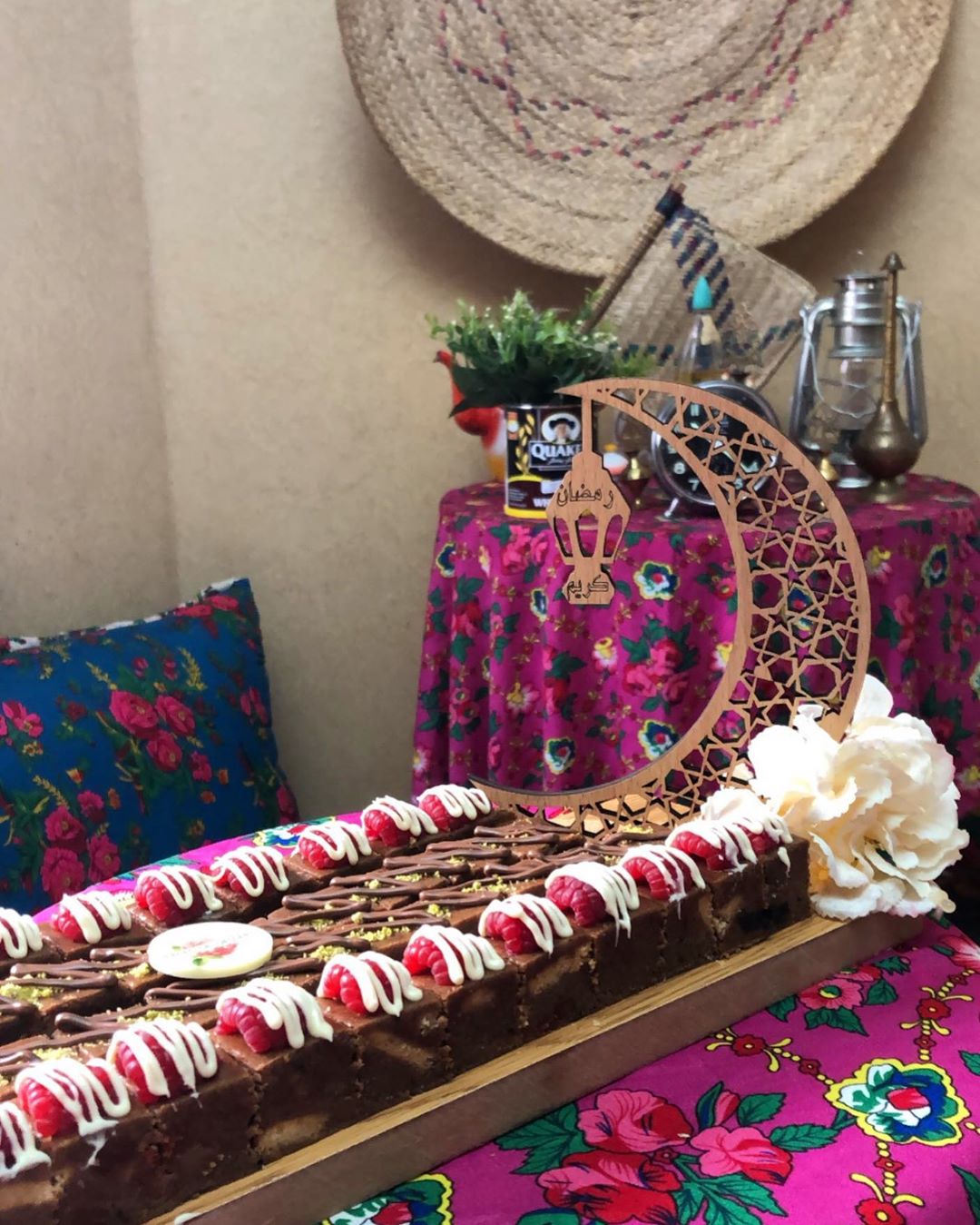 صينية رمضان كريم غير مسترده يمكنكم الطلب قبل بيوم ..