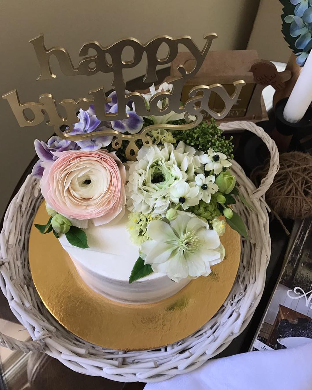 6 inch vanilla cake