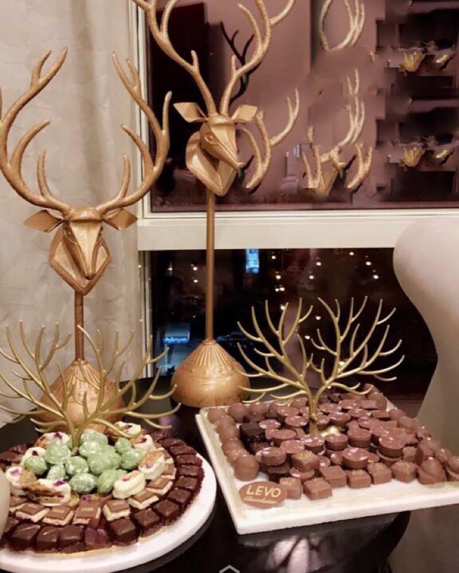 الصياني لليجار الواحده ب 100 ريال #ايجار#صياني#تقديم#استقبال_ولاده #صياني_تقديم #حلاو#حلى#