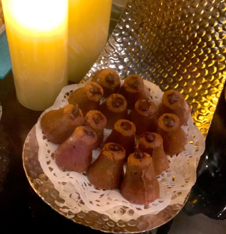 حلى قبعه الباشا بالشعيريه والنوتلا ❤️ #حلا#حلويات#حلى#شعيريه#صياني_تقديم #صياني#توصيل