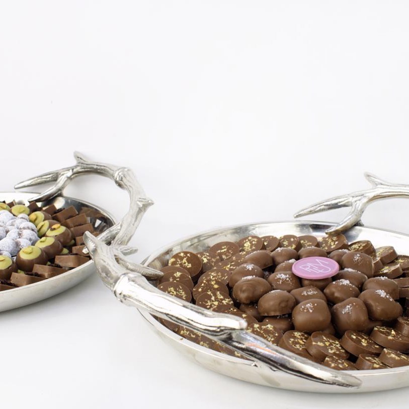 ضيافه راقيه+طعم لذيذ plum ,#مناسبات#تقديمات#زواجات #حفلات#شوكولاته#ضيافه#الرياض