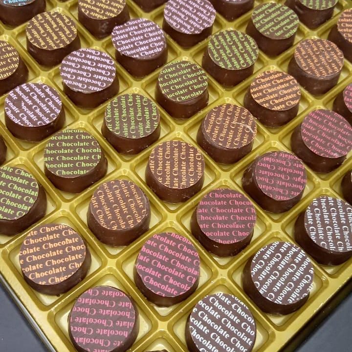 متوفر في المحل ❤❤❤ #هابينس_إن_بوكس#ملك_الحلويات#وجد_سويت#wjd_sweet#حلويات_الرياض#أسر_منتجه