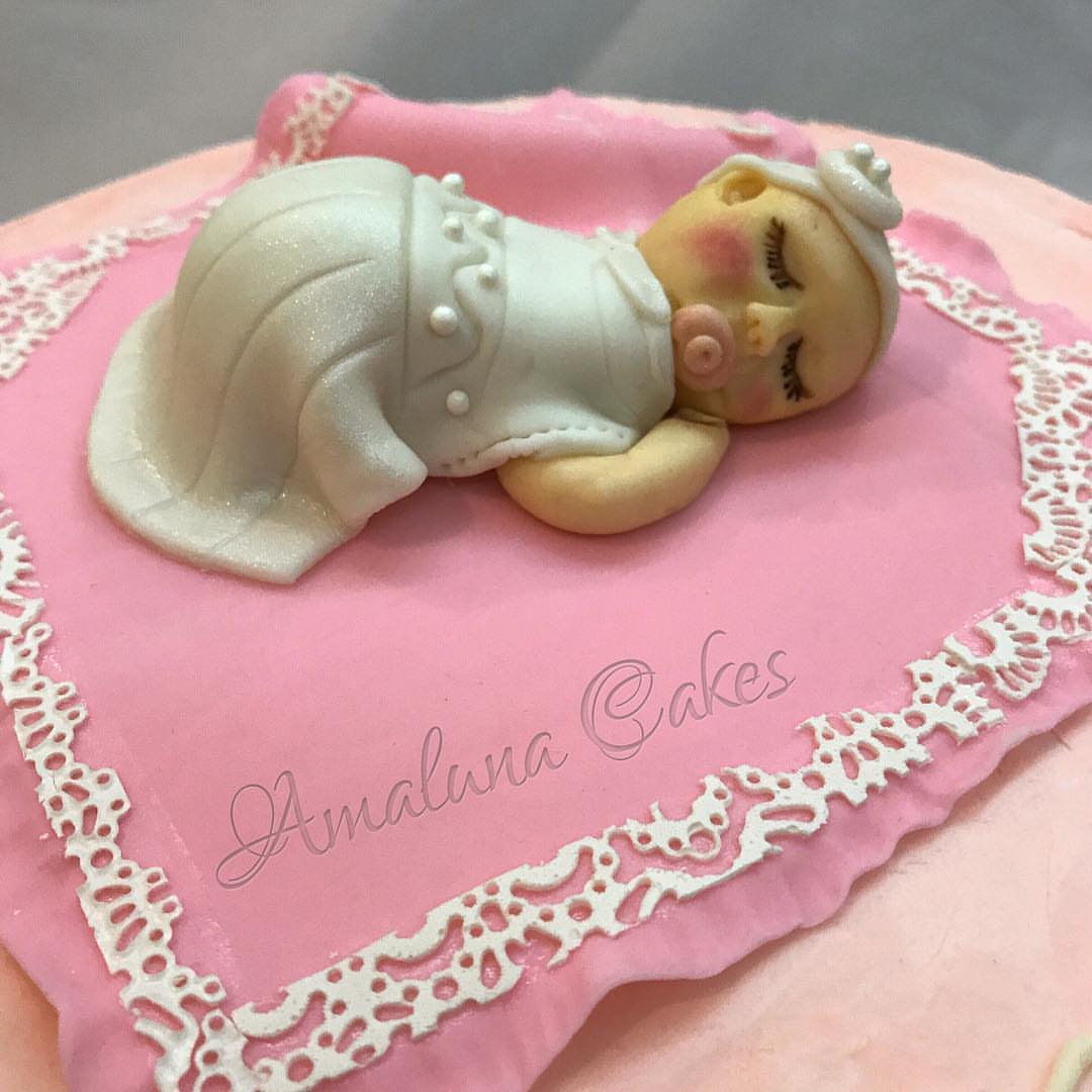 Hush little baby don't say a word ✨ Little princess sleeping on her lace detailed blanket