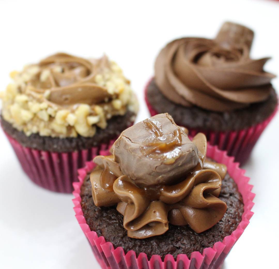 يسعد صباحكم . . Good Morning beautiful world . . #morning #chocolatecupcakes #chocolate #d