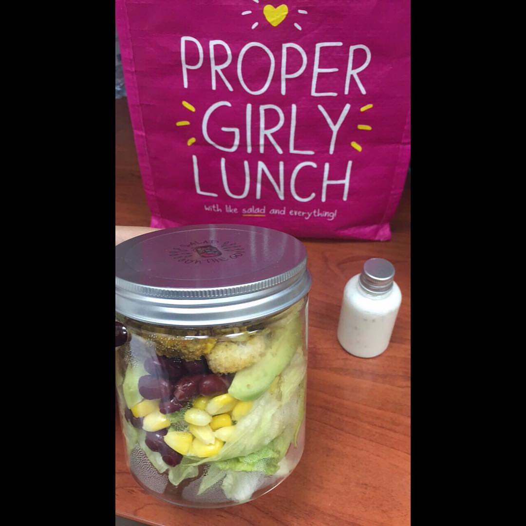 Life isn’t perfect but your salad can be #saladonthego #salads #healthyfood #healthylifest