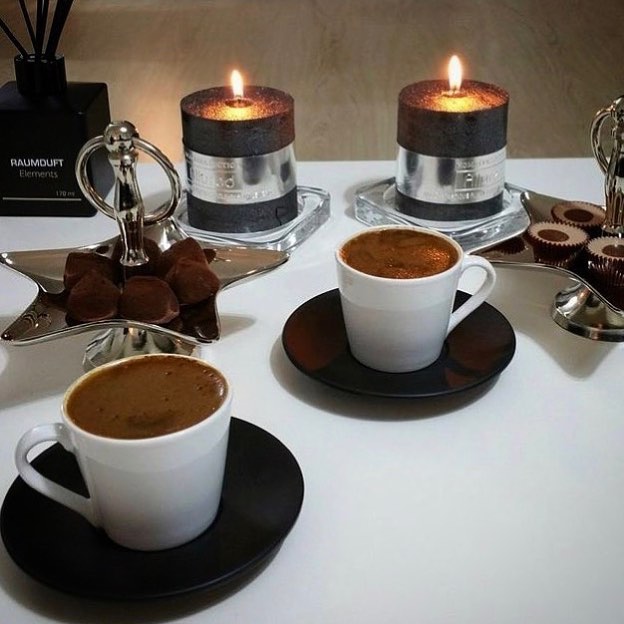 مسائكم قهوة اتفق الجميع على ادمانها☕️☕️للطلب:: القهوة عثمانية عريقة من سنة ١٨٩٥ ،، مطعمه