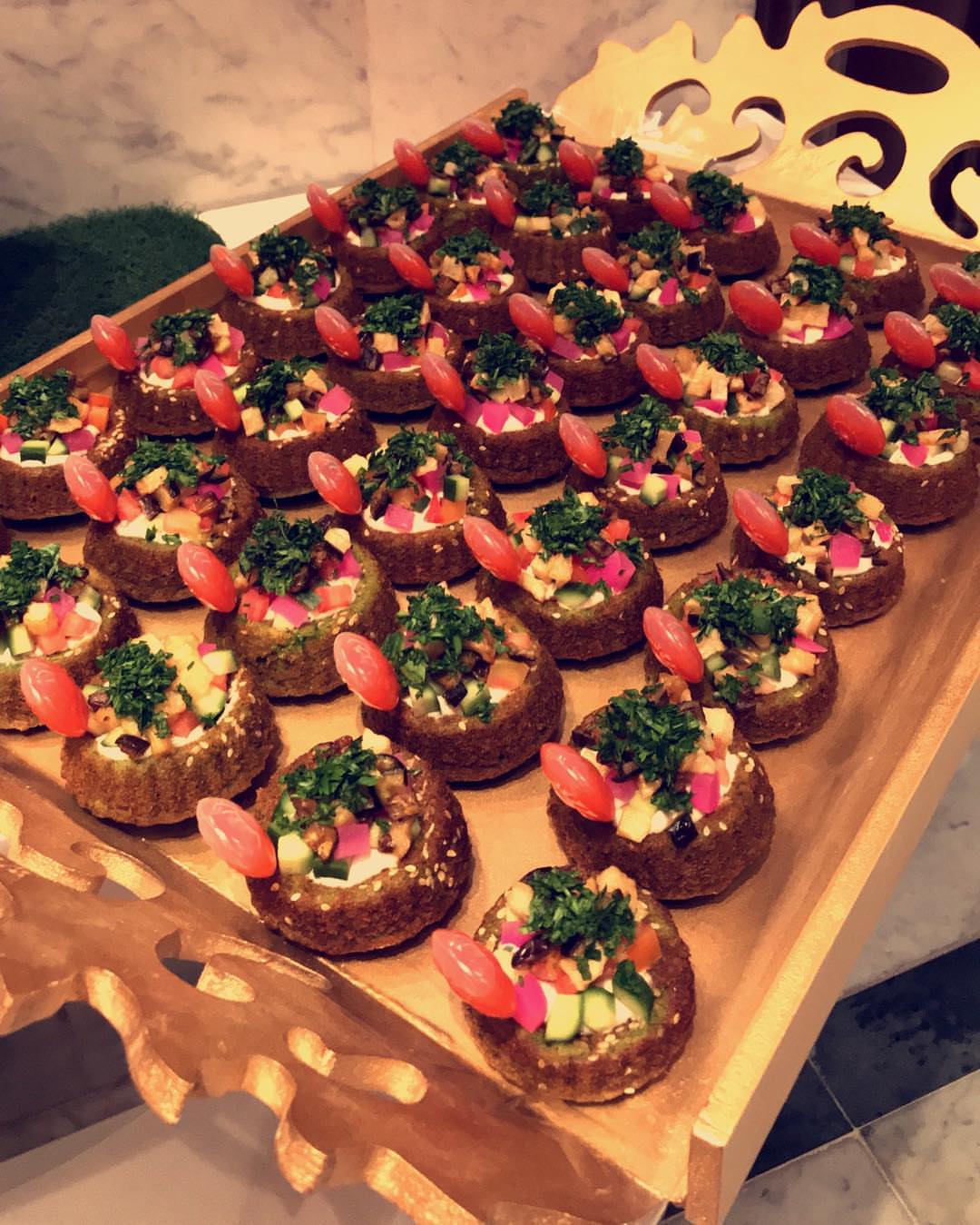 طلبيه خاصة بالعافيه عليكم #مطاعم#مطعم#الرياض#بوفيه#بوفيهات#ضيافة#تقديمات#سناك#سلطات#مقبلات
