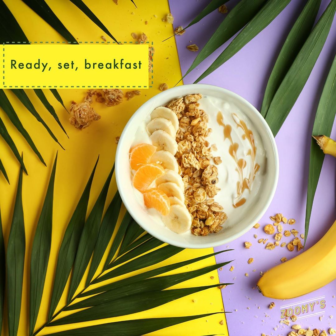 We’re back! Get your breakfast ready for tomorrow!⚡️ . . . . #granola #healthyfood #oatme
