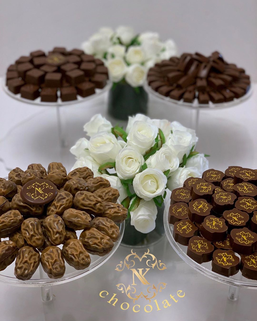 ألف مبرووك للفائزين تم توصيل الهدايا لهم ،، وعليهم بالعافيه ♥️وأشكر كل من شارك وارسل كلمات